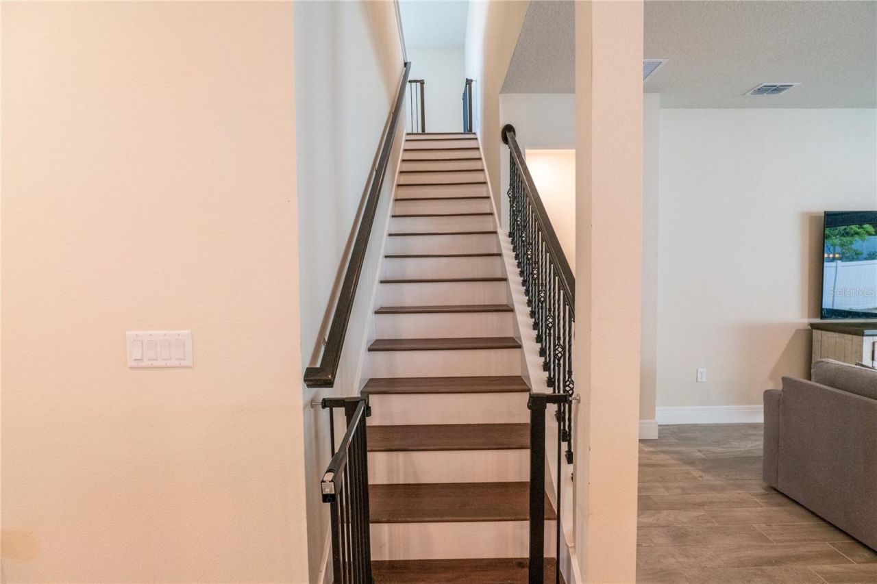 4007 Meandering Bay Drive, Apopka, FL 32712 Photo