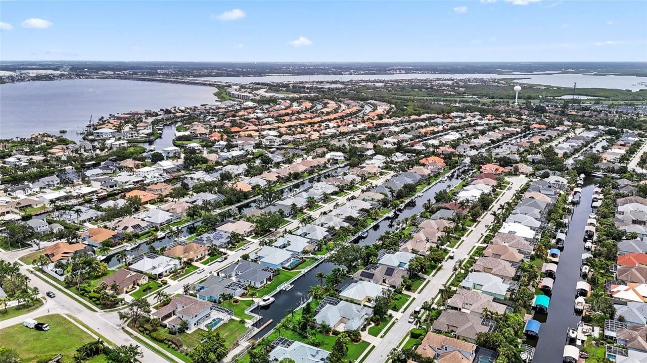 4306 Barracuda Drive, Bradenton, FL 34208 Photo