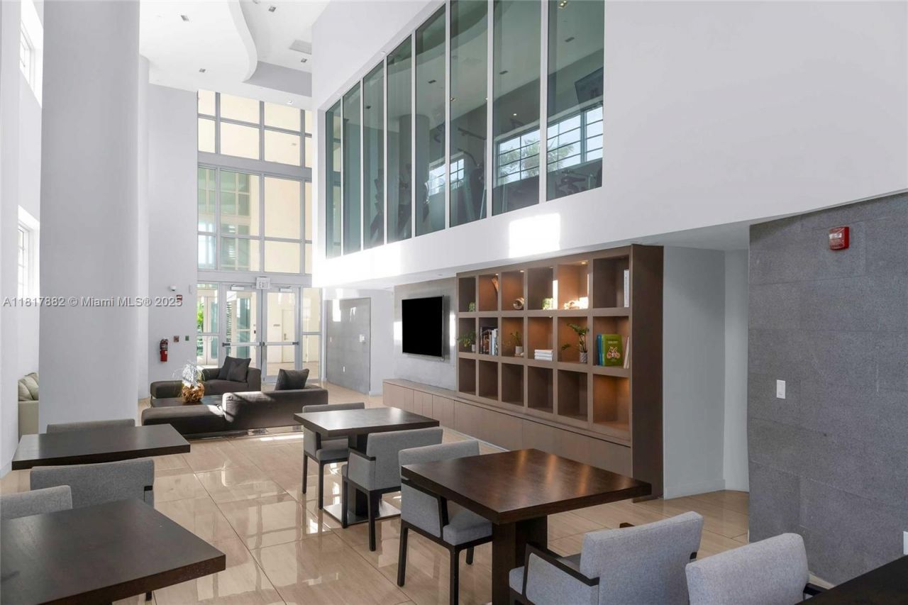 6620 Indian Creek Dr, Unit 304, Miami Beach, FL 33141 Photo