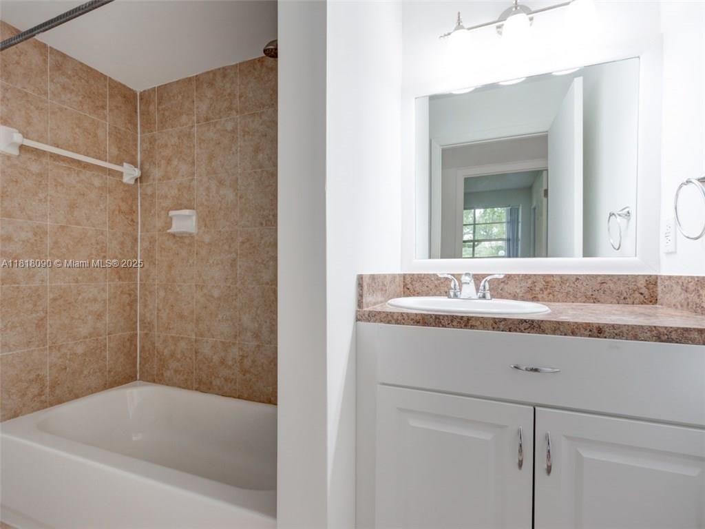 1235 SW 46th Ave, Unit 707, Pompano Beach, FL 33069 Photo