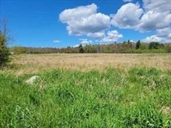 Lot 16-18 Old Fall River Rd, Dartmouth, MA 02747