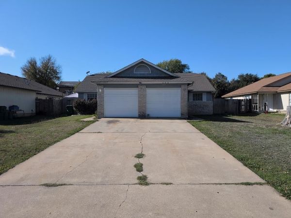 608 Greenlawn BLVD, Round Rock, TX 78664