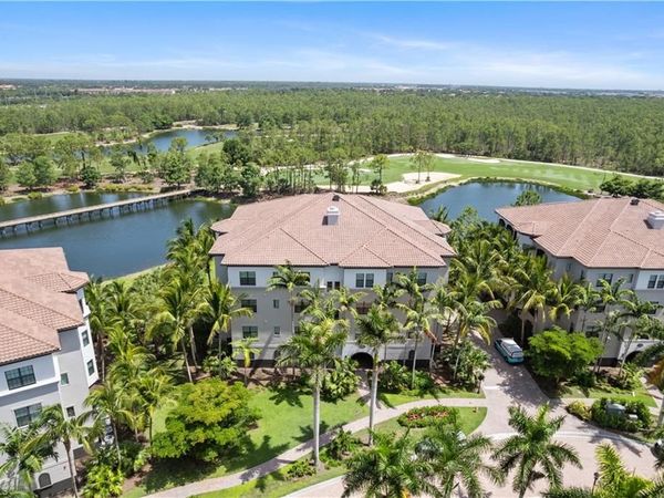 2768 Tiburon BLVD E, Unit 202, NAPLES, FL 34109