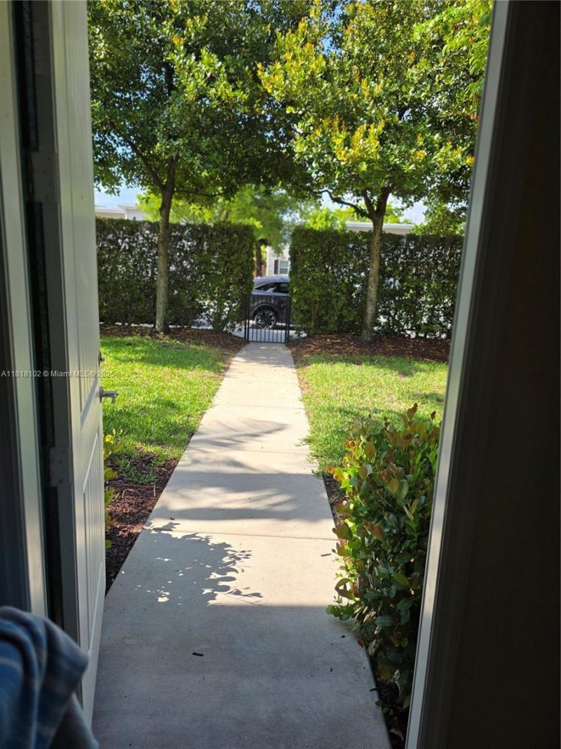 146 SW 7th Ct, Pompano Beach, FL 33060 Photo