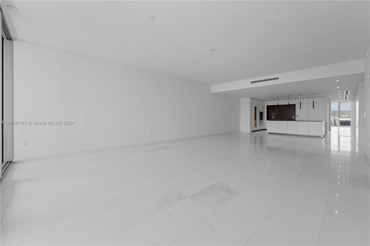 300 Biscayne Blvd Way, Unit 4604, Miami, FL 33131 Photo