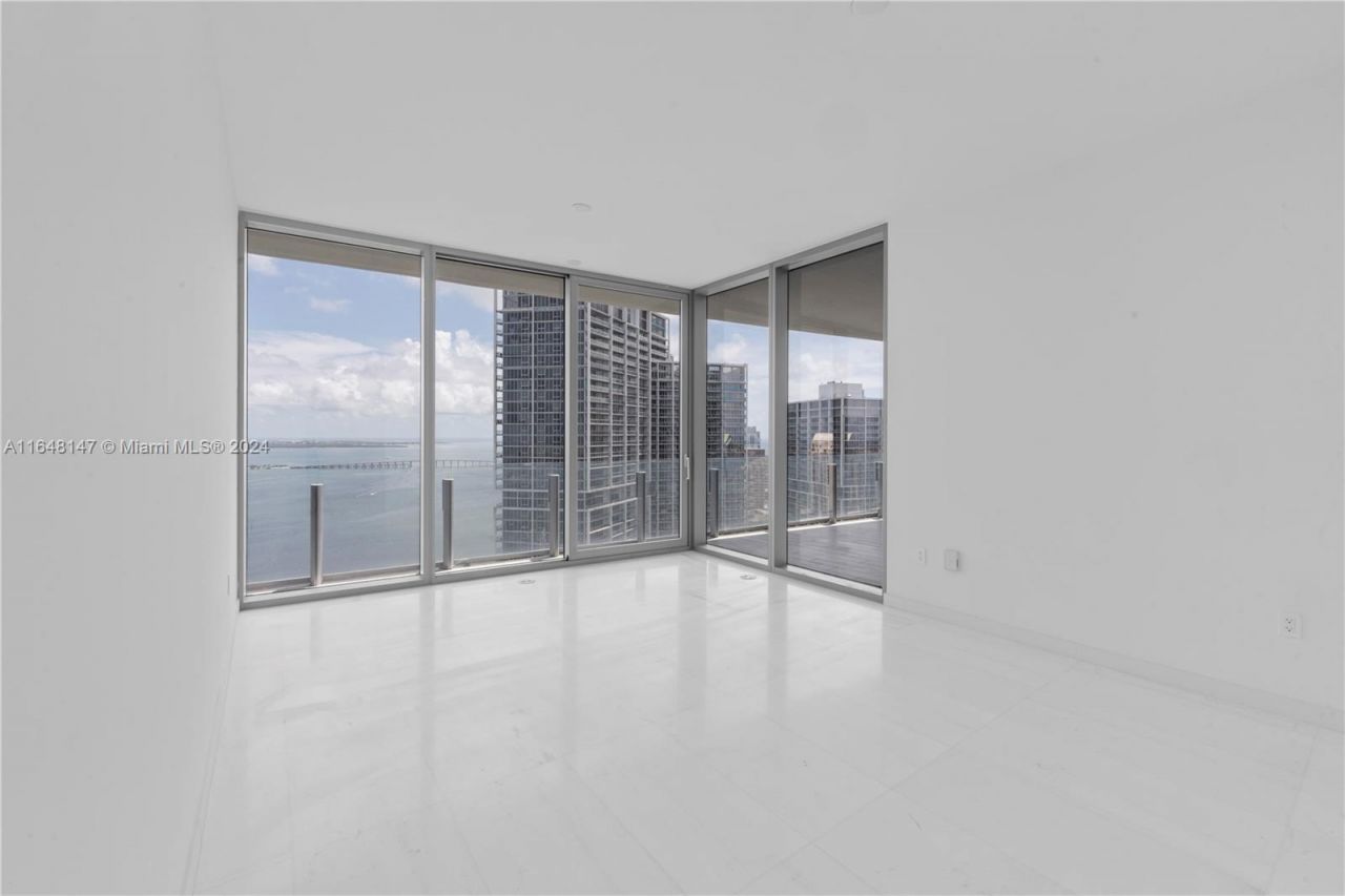 300 Biscayne Blvd Way, Unit 4604, Miami, FL 33131 Photo