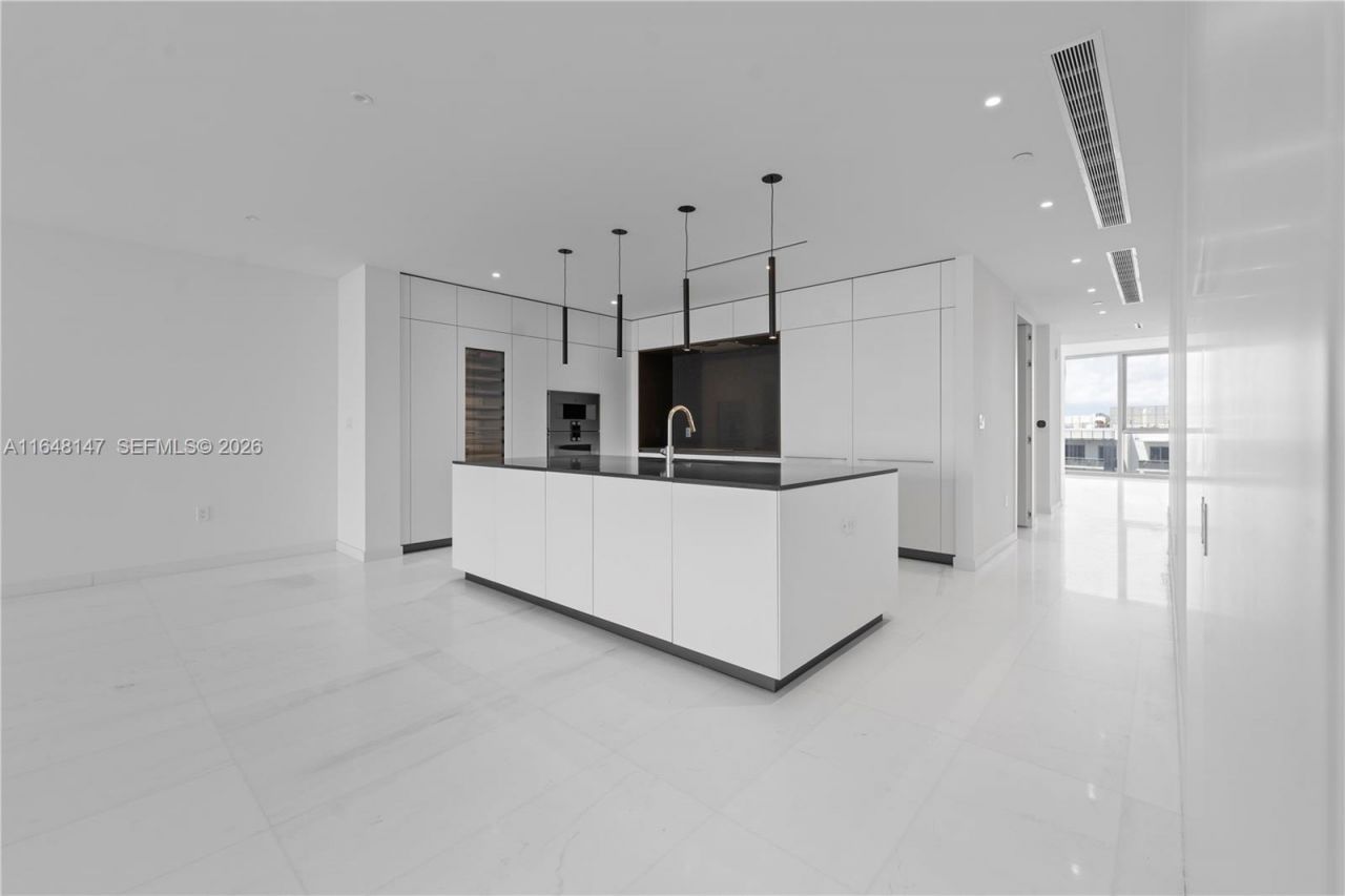 300 Biscayne Blvd Way, Unit 4604, Miami, FL 33131 Photo