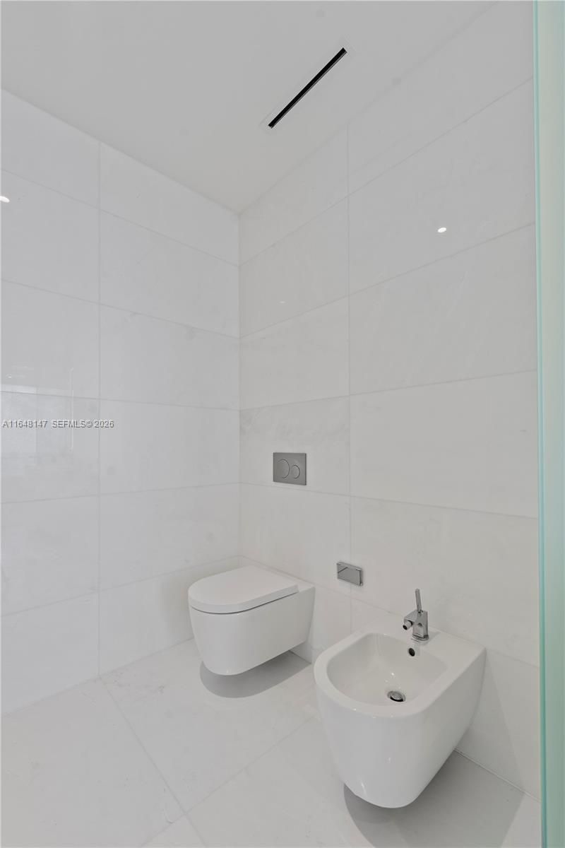 300 Biscayne Blvd Way, Unit 4604, Miami, FL 33131 Photo