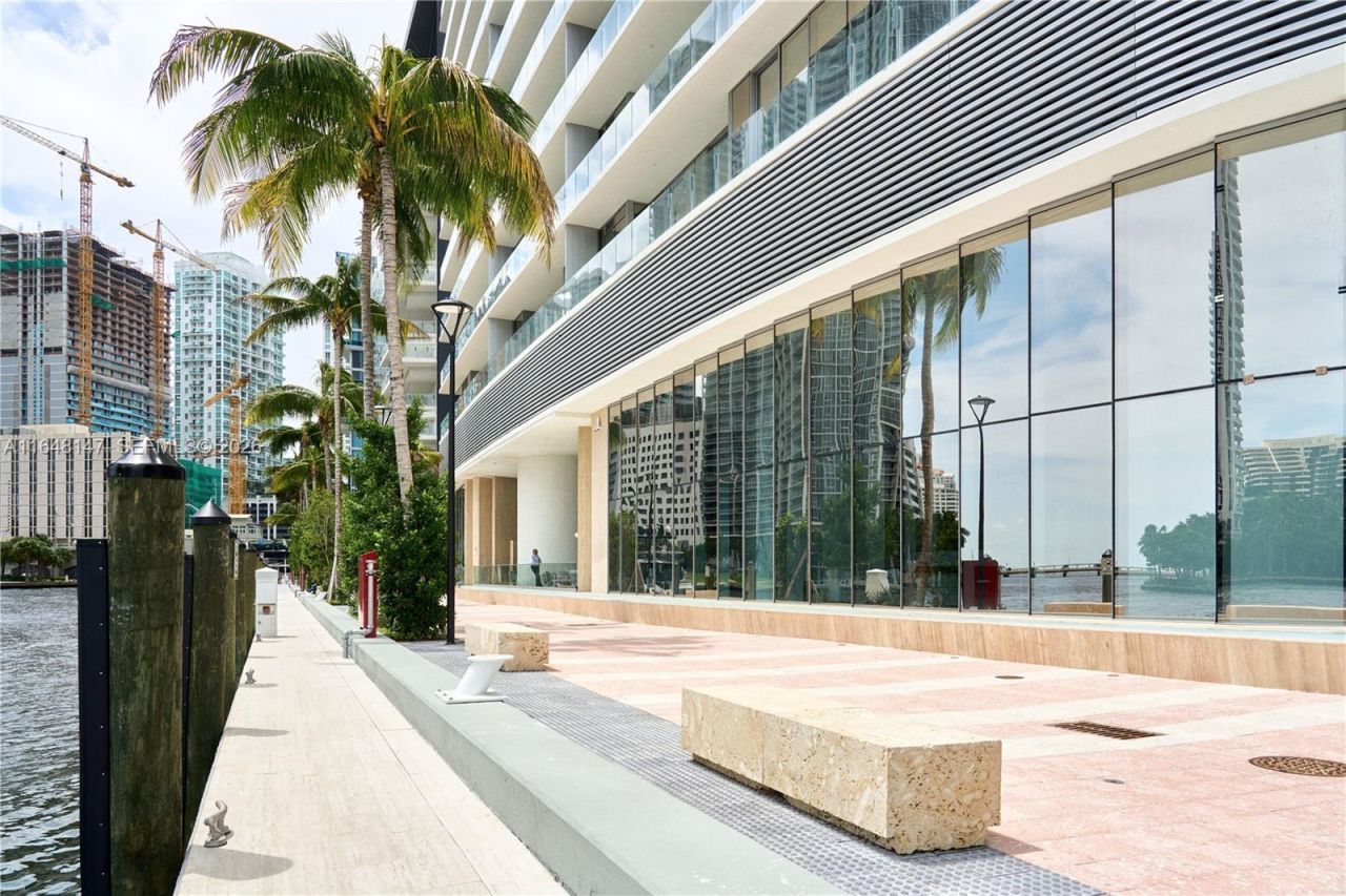 300 Biscayne Blvd Way, Unit 4604, Miami, FL 33131 Photo
