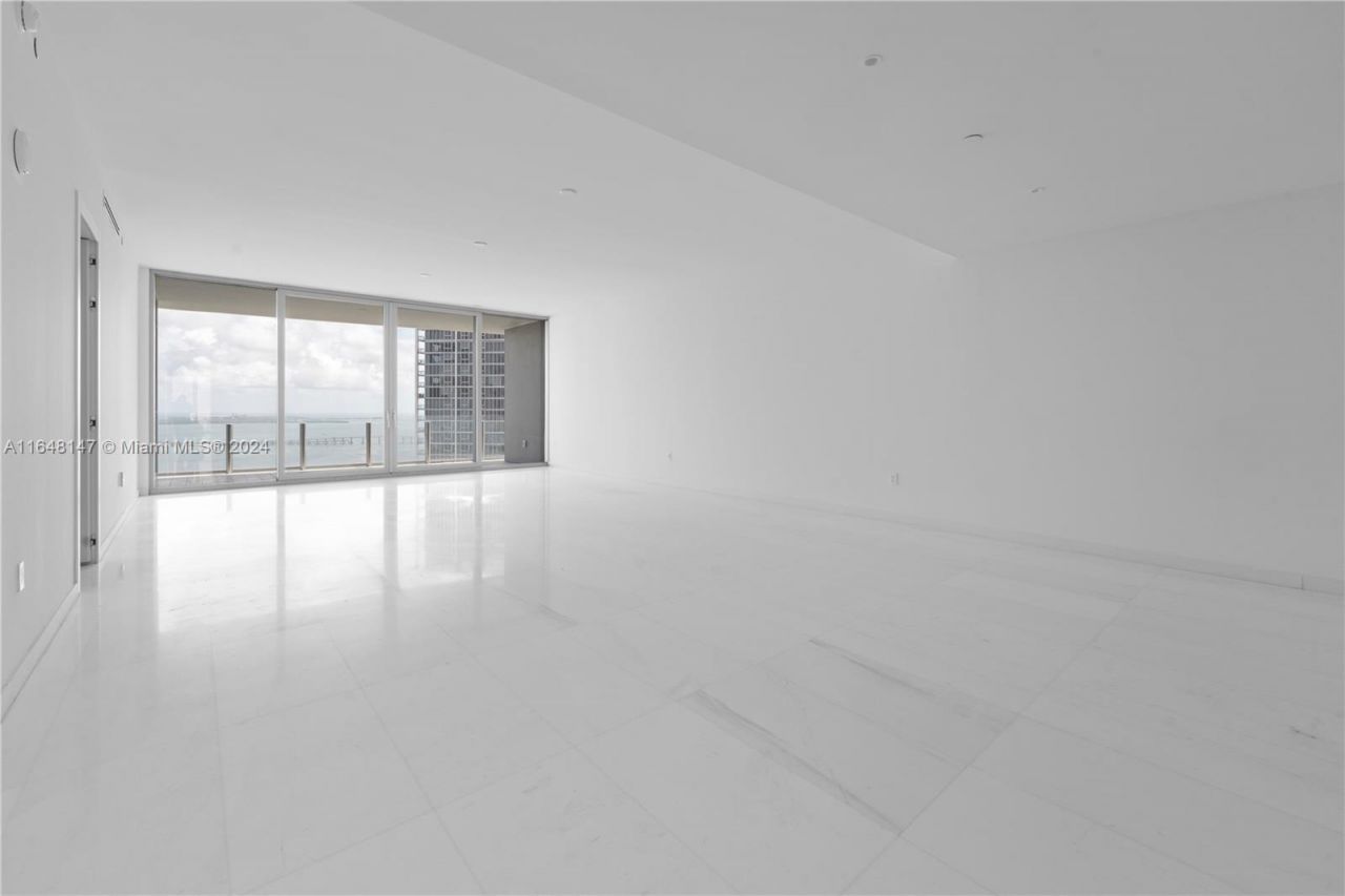300 Biscayne Blvd Way, Unit 4604, Miami, FL 33131 Photo