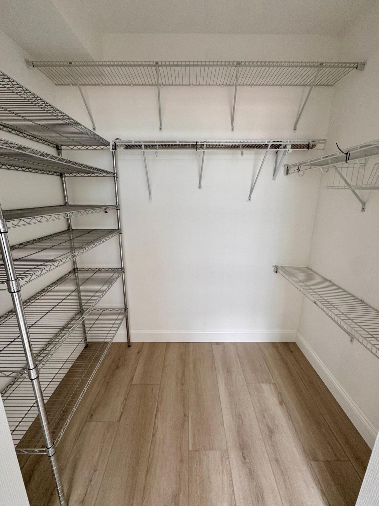 600 S Dixie Highway, Unit 533, West Palm Beach, FL 33401 Photo