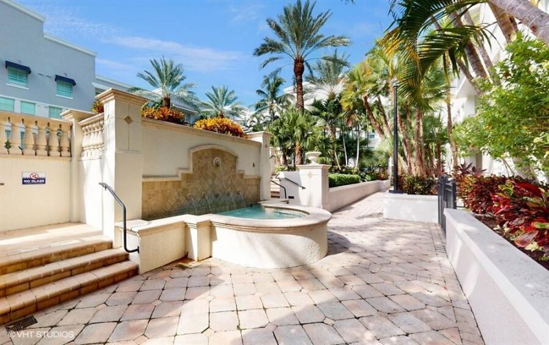 600 S Dixie Highway, Unit 533, West Palm Beach, FL 33401 Photo