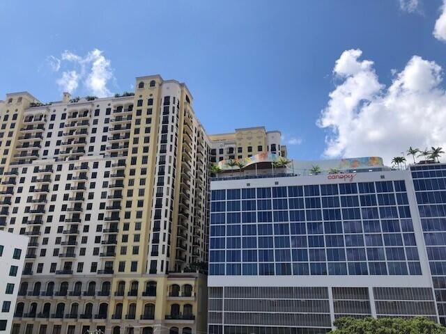 600 S Dixie Highway, Unit 533, West Palm Beach, FL 33401 Photo