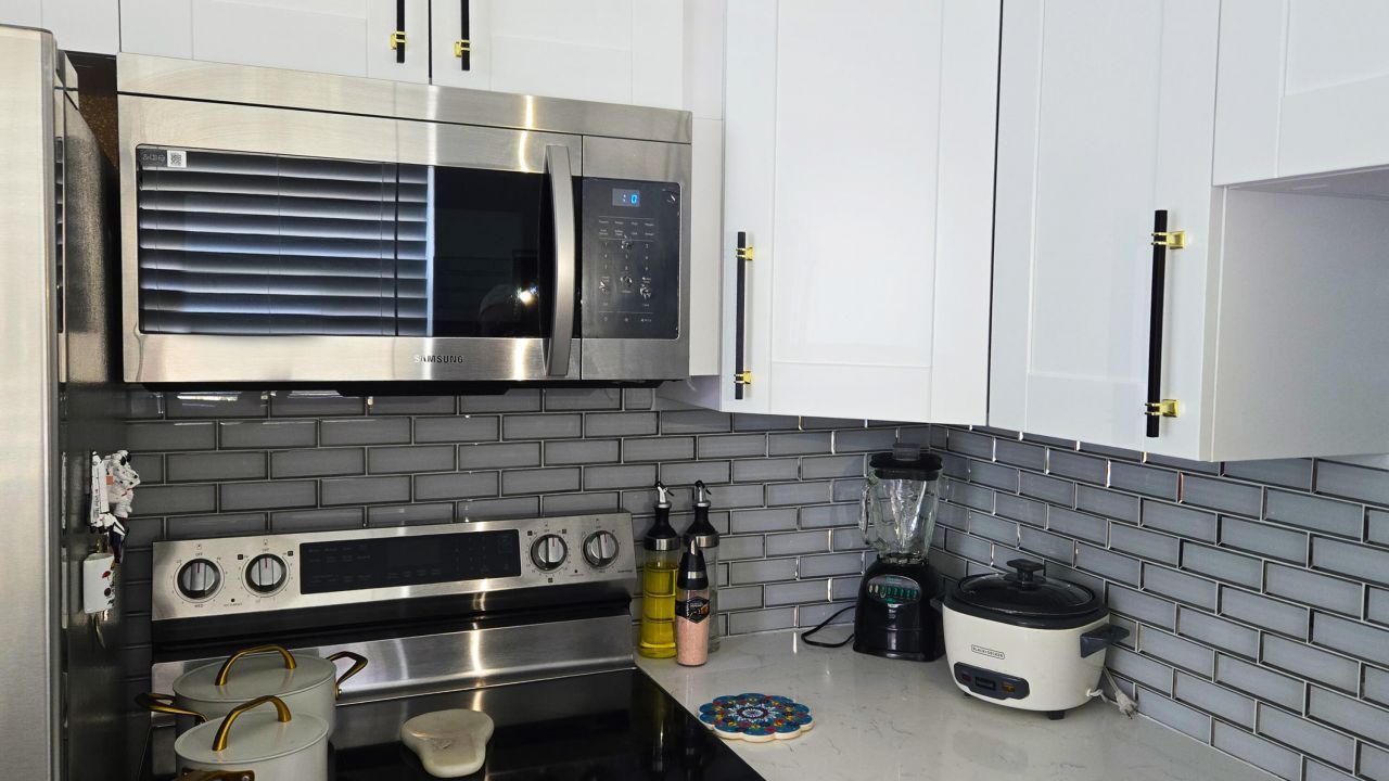 203 S Windsor I, Unit 203, West Palm Beach, FL 33417 Photo