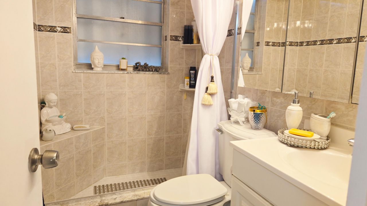 203 S Windsor I, Unit 203, West Palm Beach, FL 33417 Photo