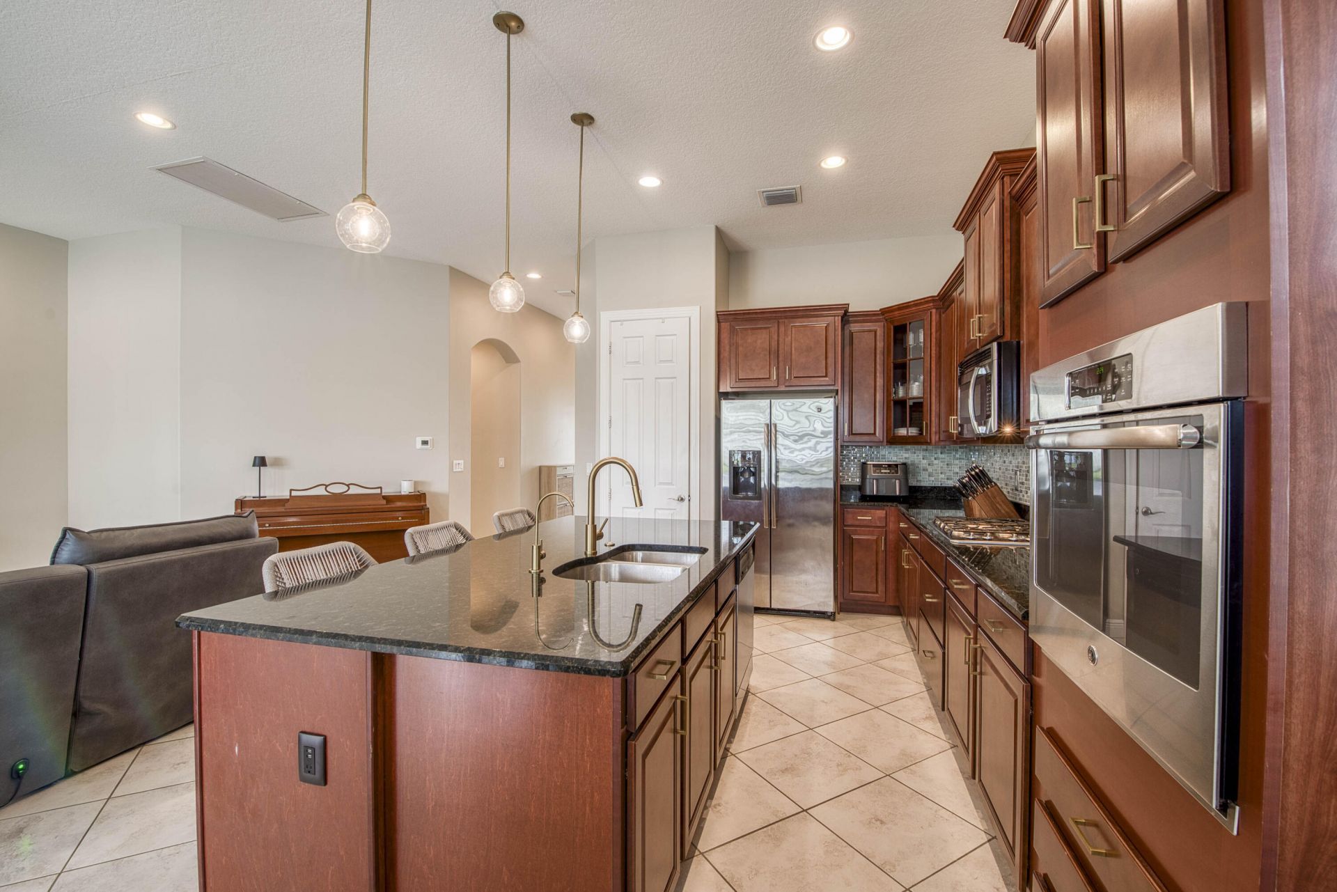 10295 SW Waterway Lane, Port Saint Lucie, FL 34987 Photo