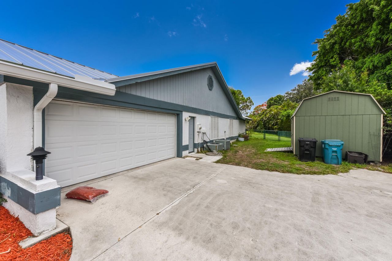 2801 SE Farley Road, Port Saint Lucie, FL 34952 Photo