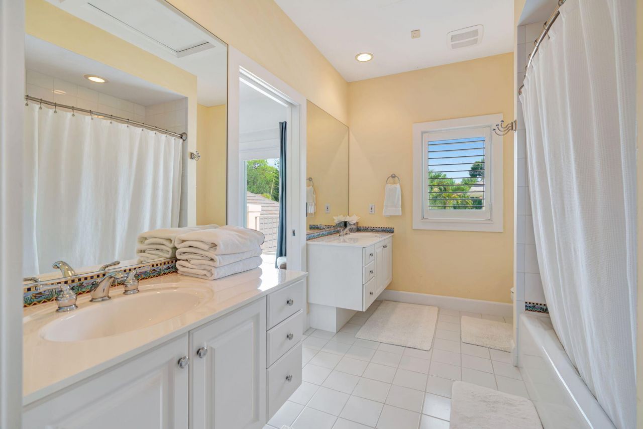 2940 Marys Way, Palm Beach Gardens, FL 33410 Photo