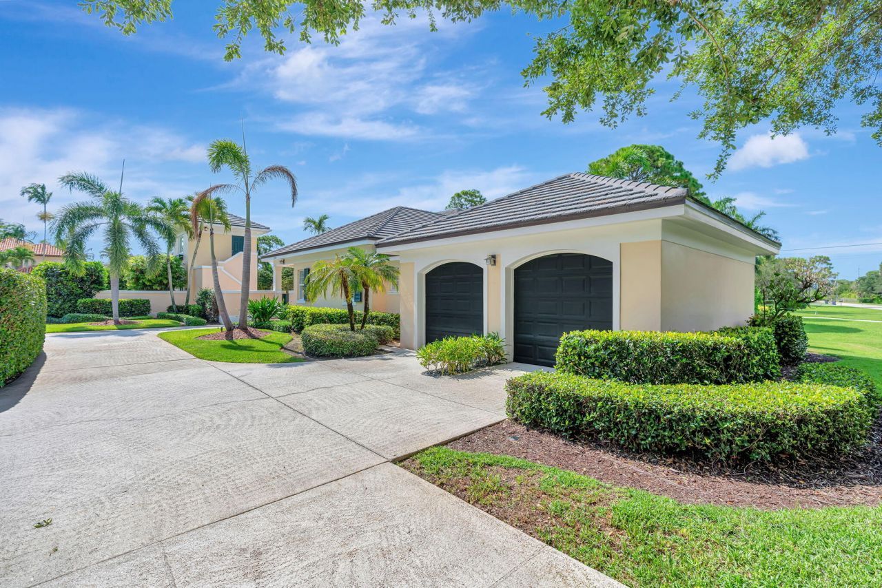 2940 Marys Way, Palm Beach Gardens, FL 33410 Photo
