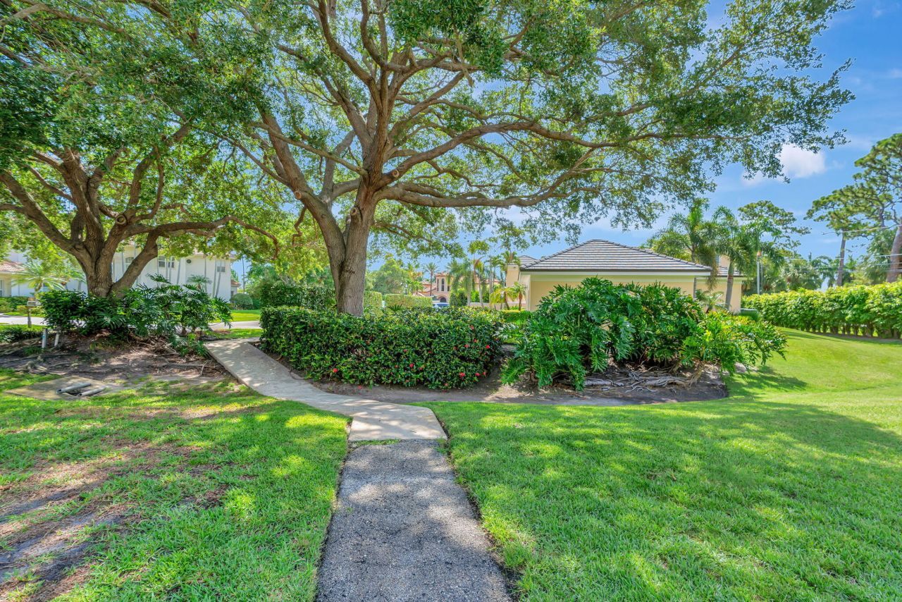 2940 Marys Way, Palm Beach Gardens, FL 33410 Photo