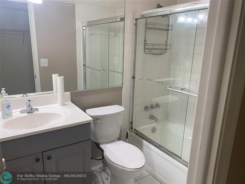 9460 Poinciana Place, Unit 303, Davie, FL 33324 Photo