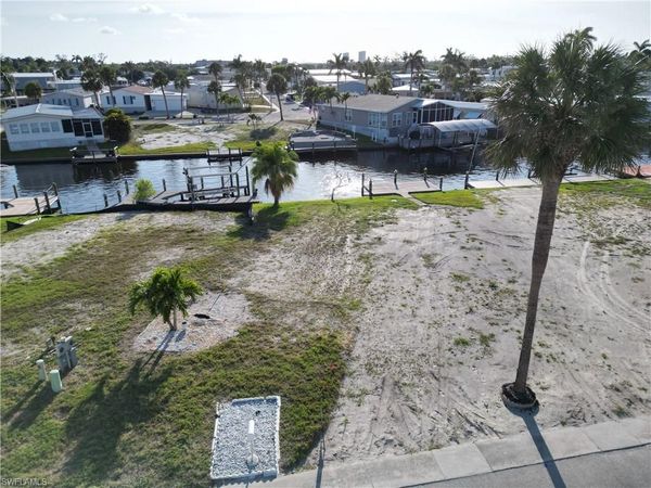 17630 Peppard DR, FORT MYERS BEACH, FL 33931