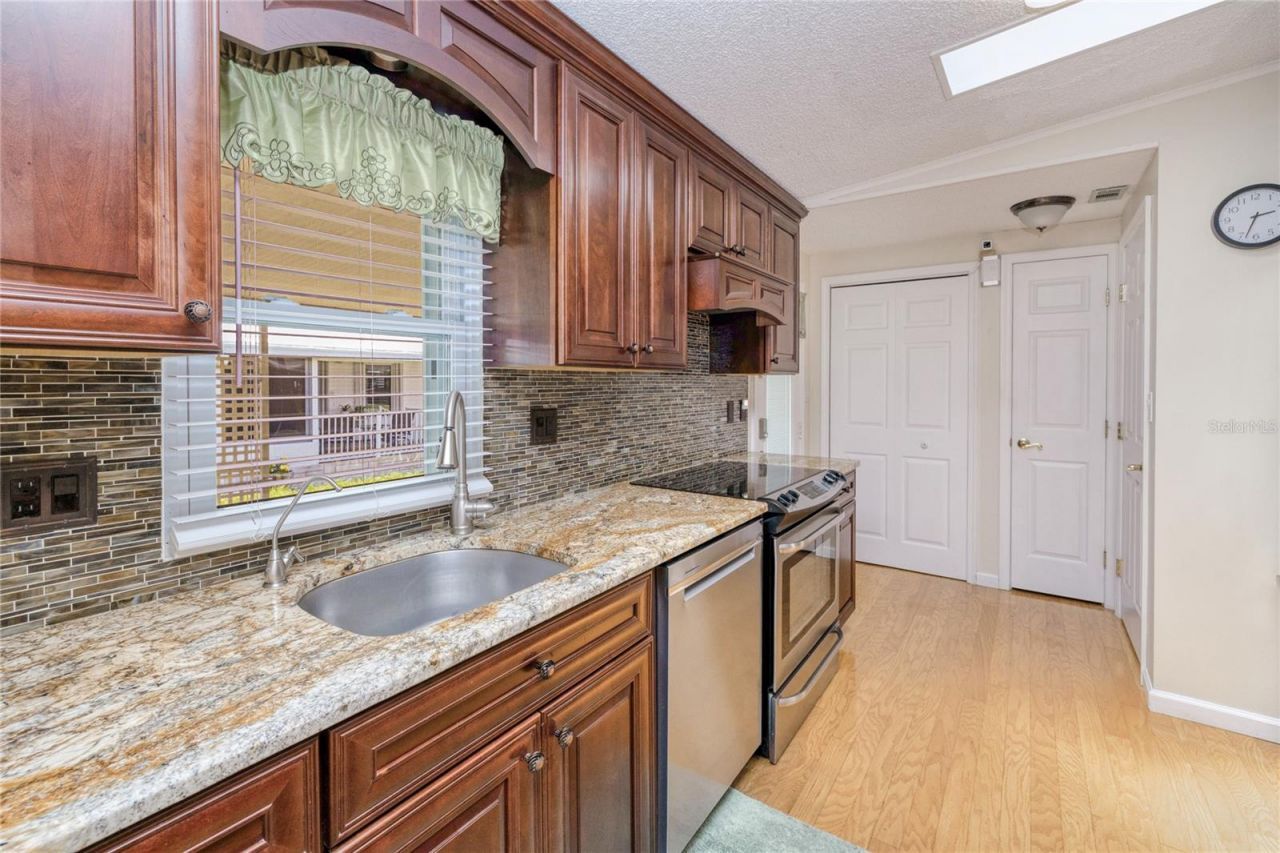 15550 Burnt Store Road, Unit 18, Punta Gorda, FL 33955 Photo