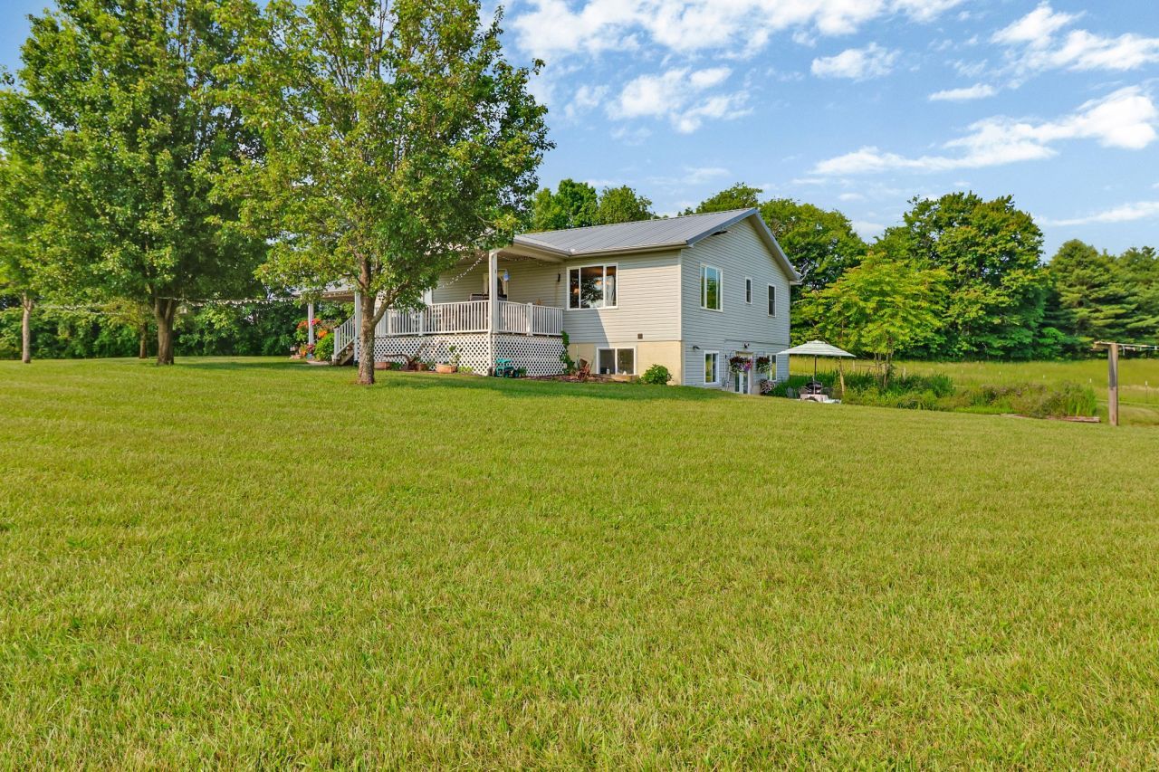 4250 Standing Rock Rd, Jamestown, TN 38556 Main Photo