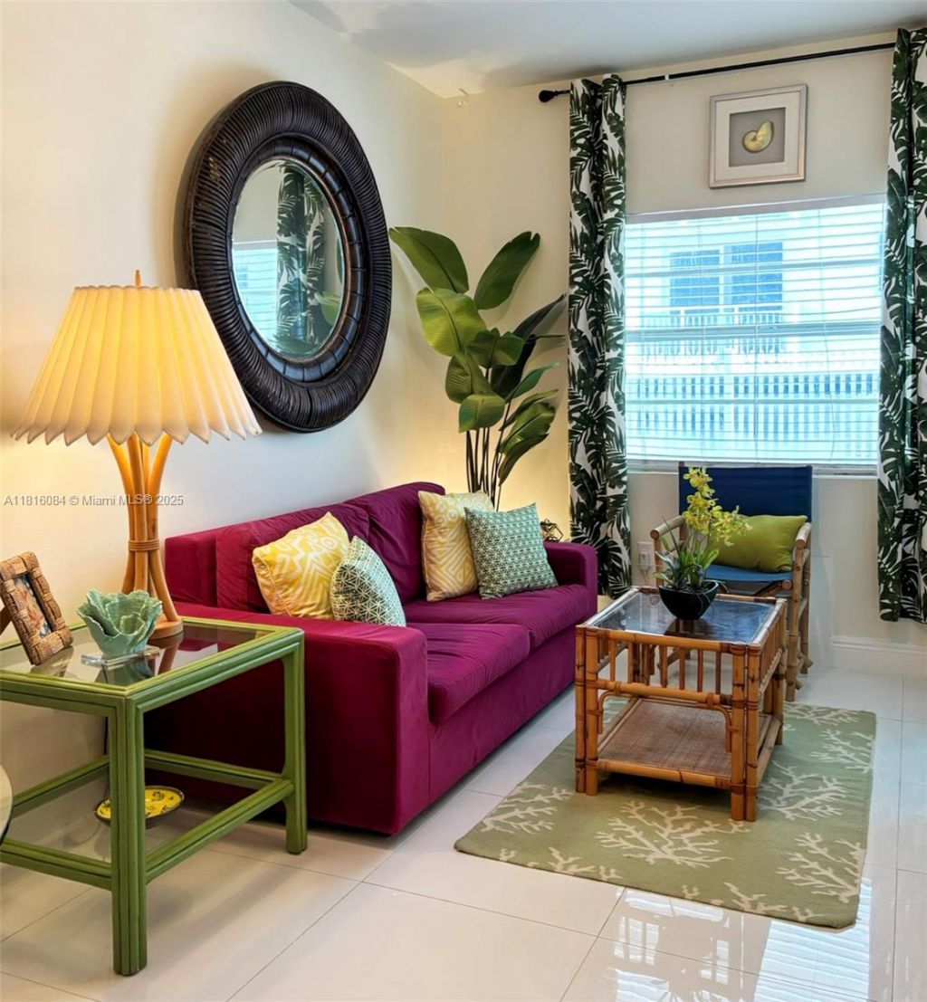 335 Ocean Dr, Unit 114, Miami Beach, FL 33139 Photo