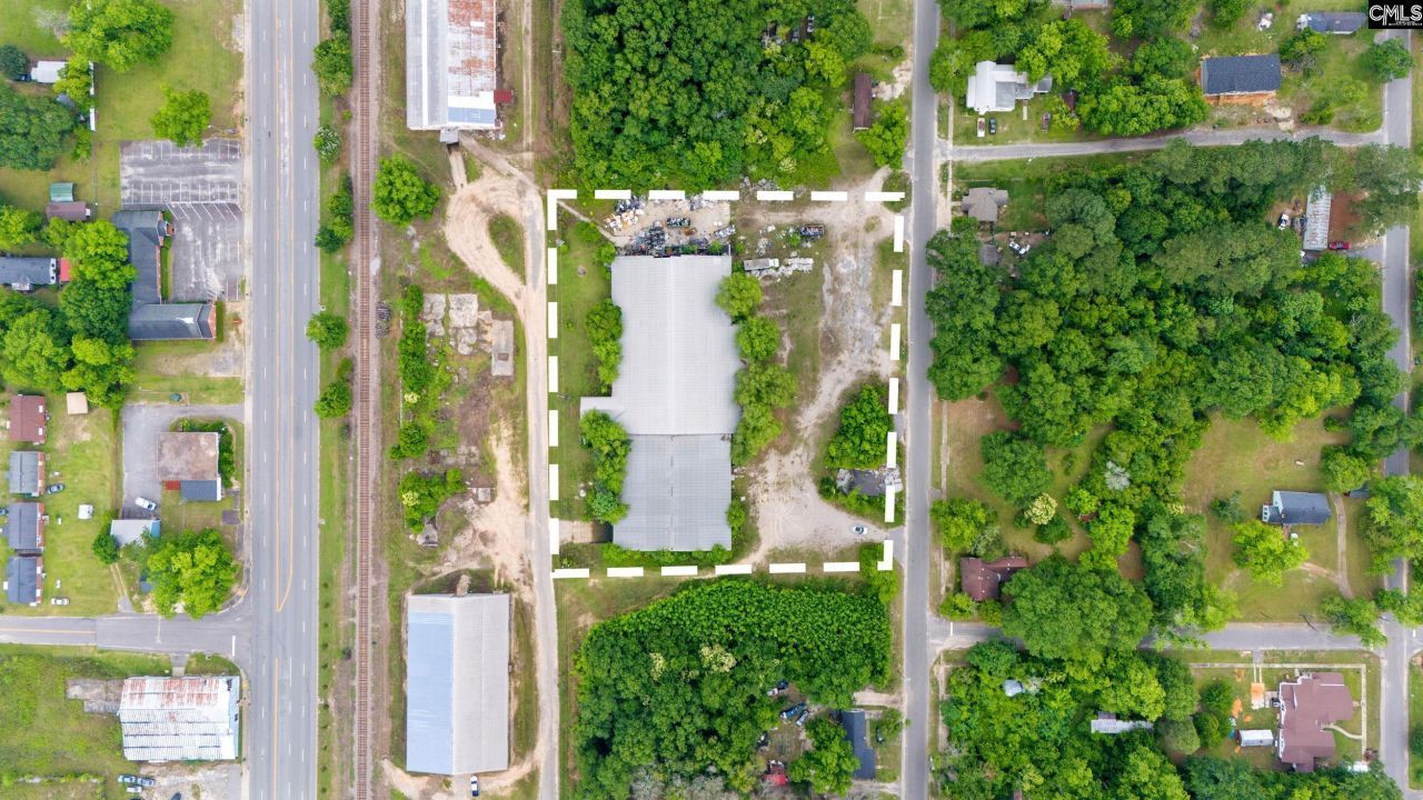 1009 Bedford Avenue Photo 4