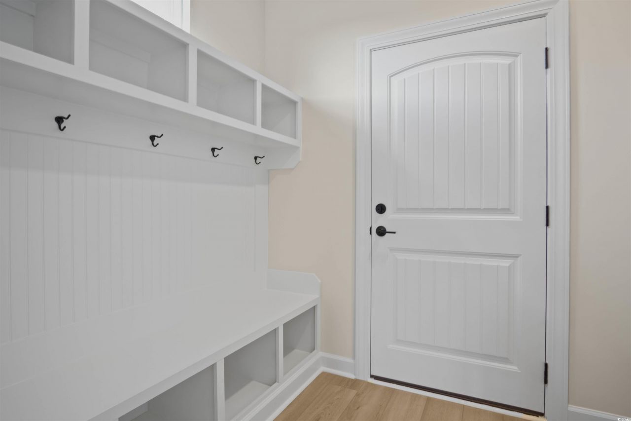 1571 Breakwater Dr. Photo 11