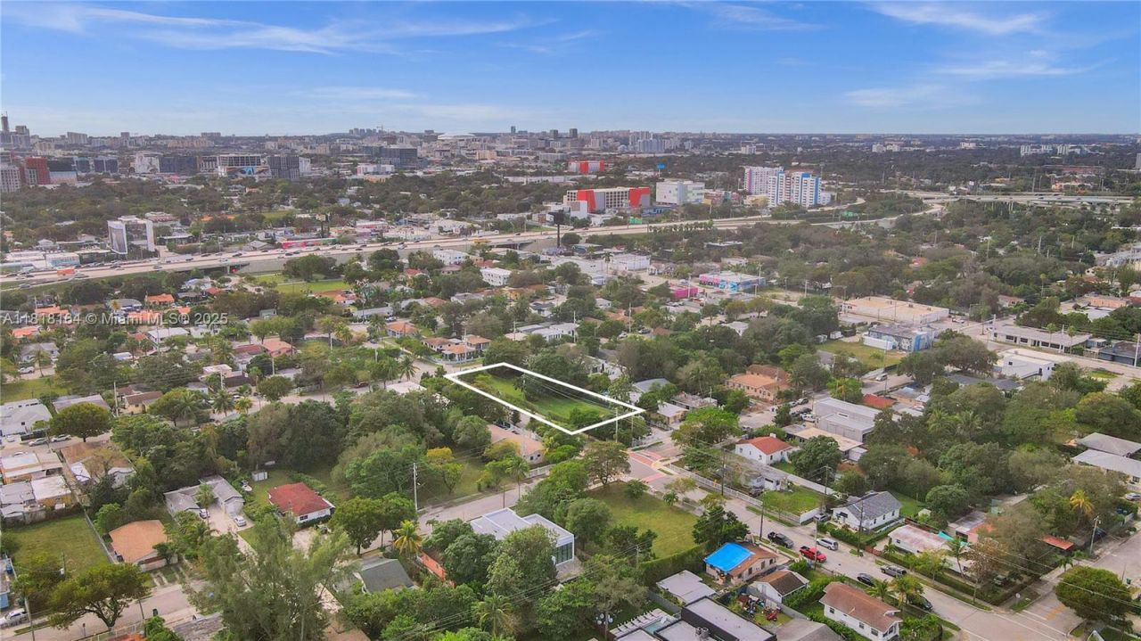 4100 NW 1st Ave, Miami, FL 33127 Photo