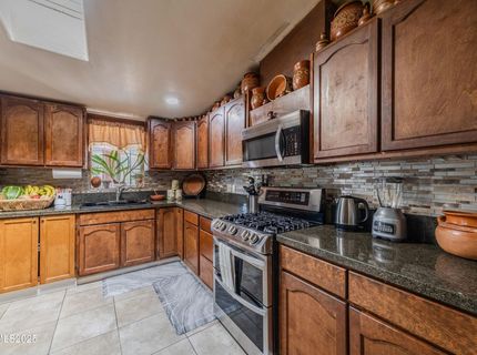 530 E 2nd Avenue, Sun Valley, NV 89433 Photo