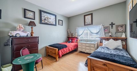 530 E 2nd Avenue, Sun Valley, NV 89433 Photo