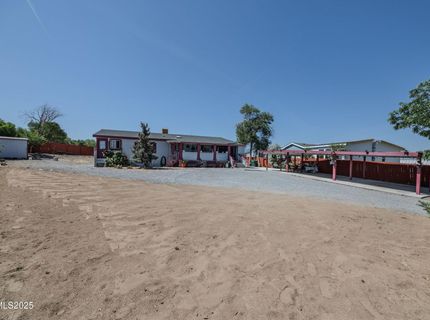 530 E 2nd Avenue, Sun Valley, NV 89433 Photo