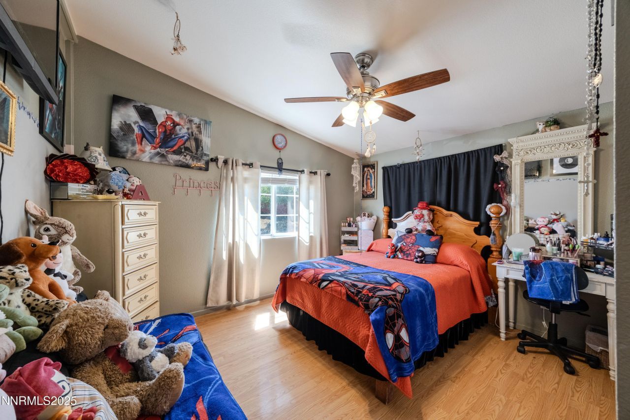 530 E 2nd Avenue, Sun Valley, NV 89433 Photo