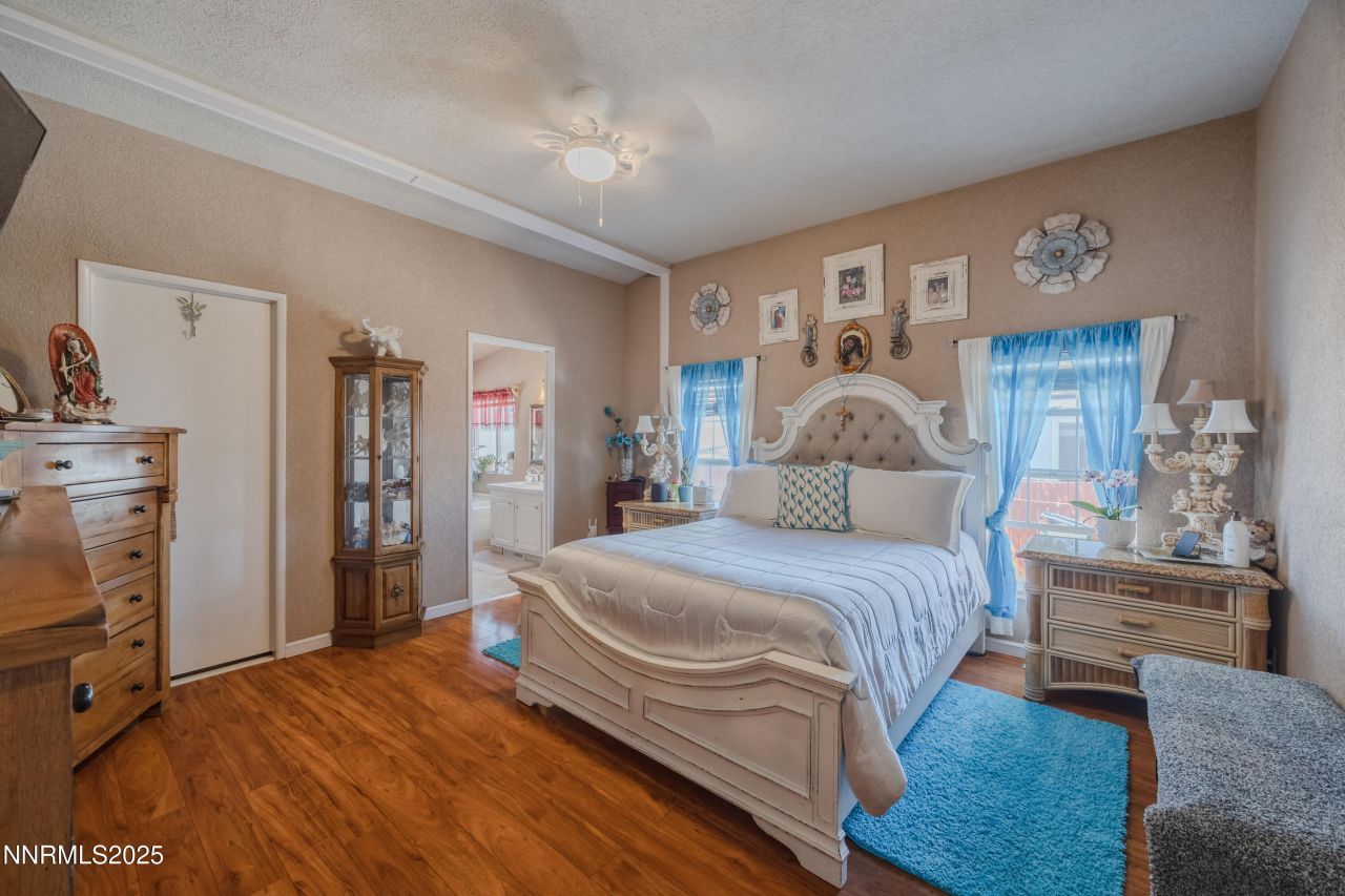 530 E 2nd Avenue, Sun Valley, NV 89433 Photo