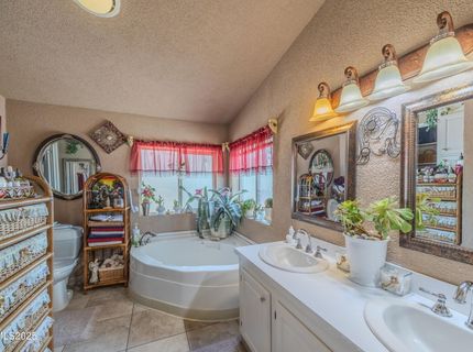 530 E 2nd Avenue, Sun Valley, NV 89433 Photo