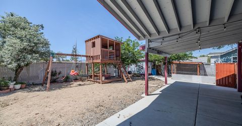 530 E 2nd Avenue, Sun Valley, NV 89433 Photo