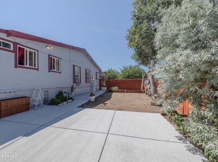 530 E 2nd Avenue, Sun Valley, NV 89433 Photo
