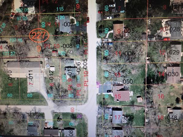 2706 E Chestnut Drive, Wonder Lake, IL 60097