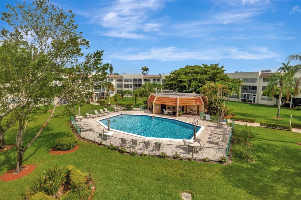 6800 Royal Palm Blvd, Unit 302F, Margate, FL 33063 Photo