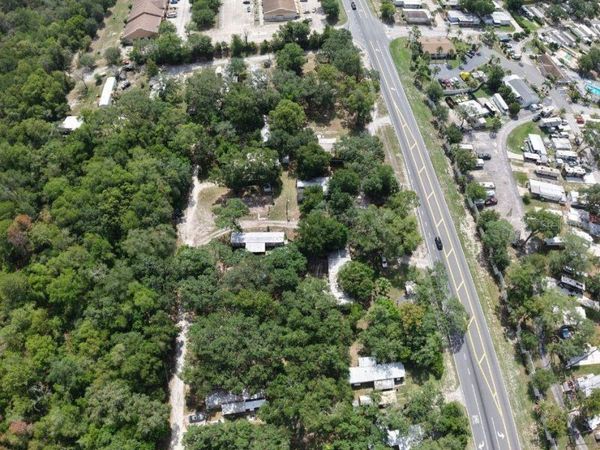 2301 E GRAVES AVENUE, ORANGE CITY, FL 32763