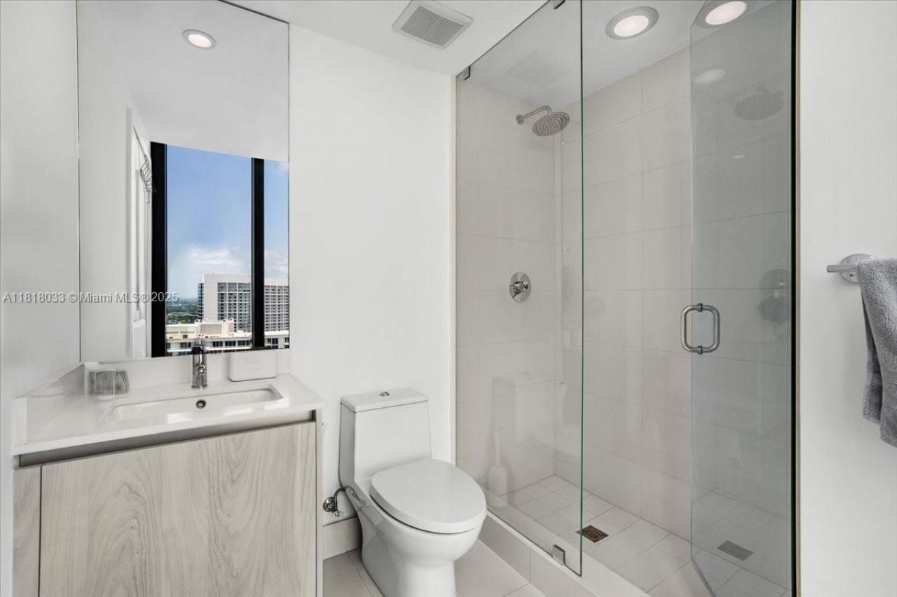 3131 NE 7th Ave, Unit 3306, Miami, FL 33137 Photo