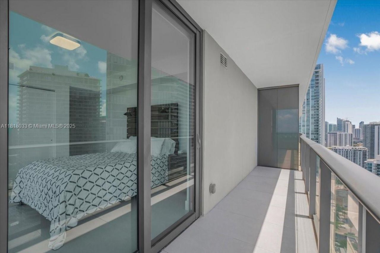 3131 NE 7th Ave, Unit 3306, Miami, FL 33137 Photo