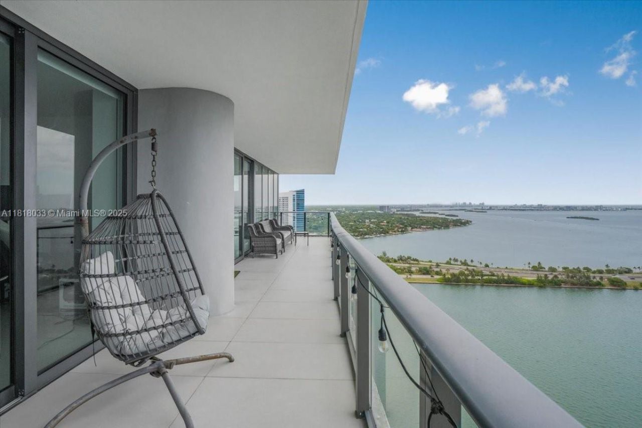 3131 NE 7th Ave, Unit 3306, Miami, FL 33137 Photo