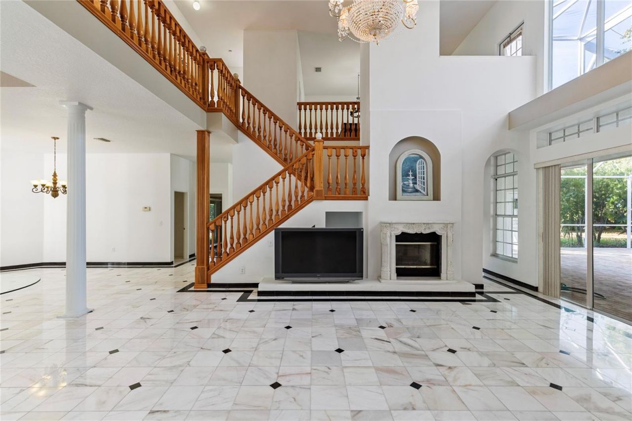 3062 Sutton Woods Drive, Plant City, FL 33566 Photo