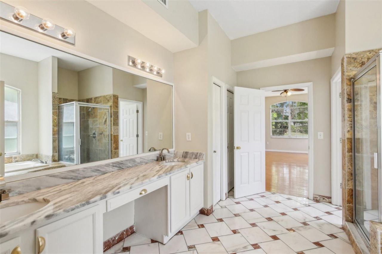3062 Sutton Woods Drive, Plant City, FL 33566 Photo
