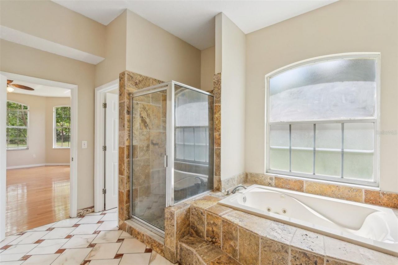 3062 Sutton Woods Drive, Plant City, FL 33566 Photo