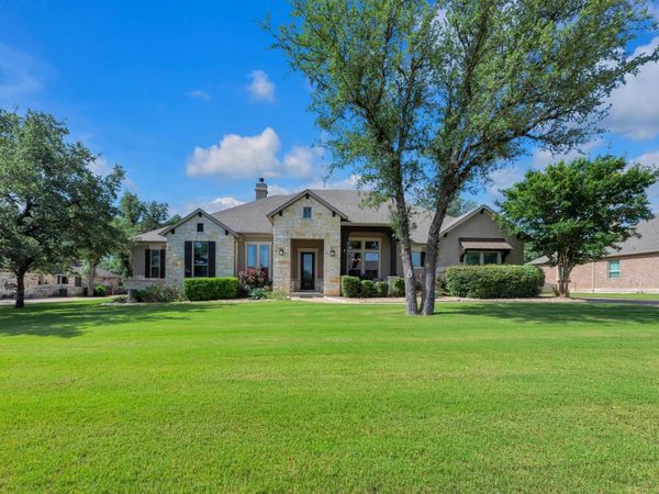 121 Umbrella Sky, Liberty Hill, TX 78642